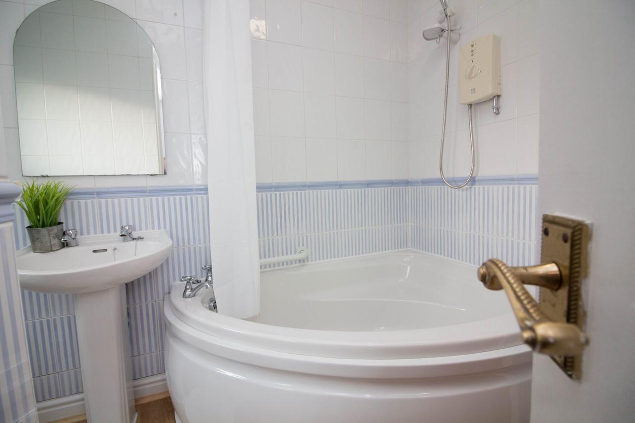 Lovely Sea Front House In Cleethorpes - Sleeps 6 Exteriör bild